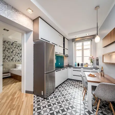 Premium Old Town By Your Freedom Apartment